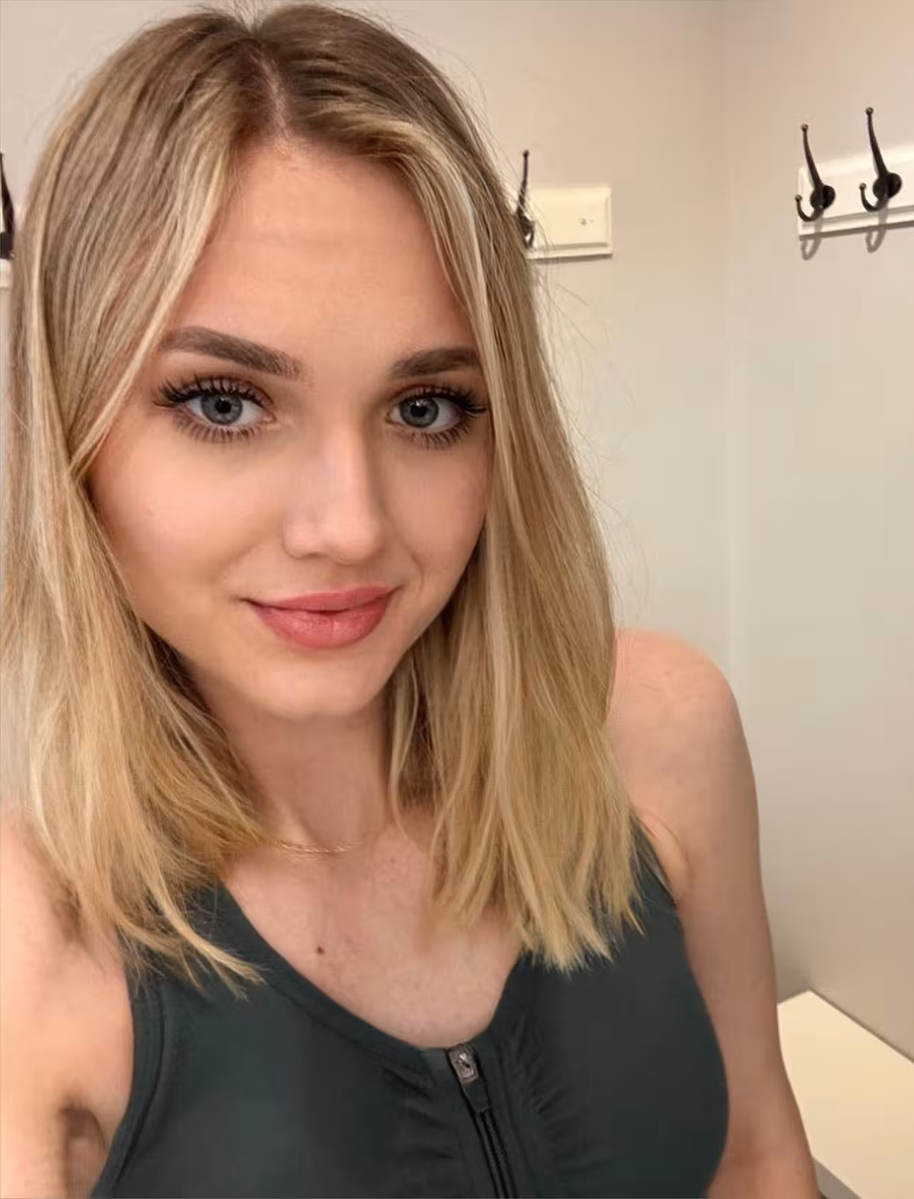 Alina www.european dating site